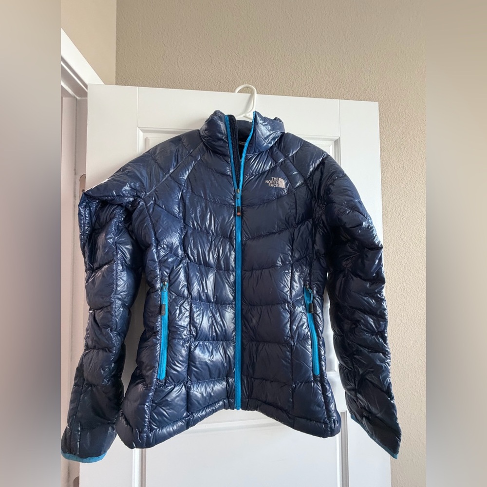 The North Face Women's Navy Puffer Jacket with Bright Blue Trim